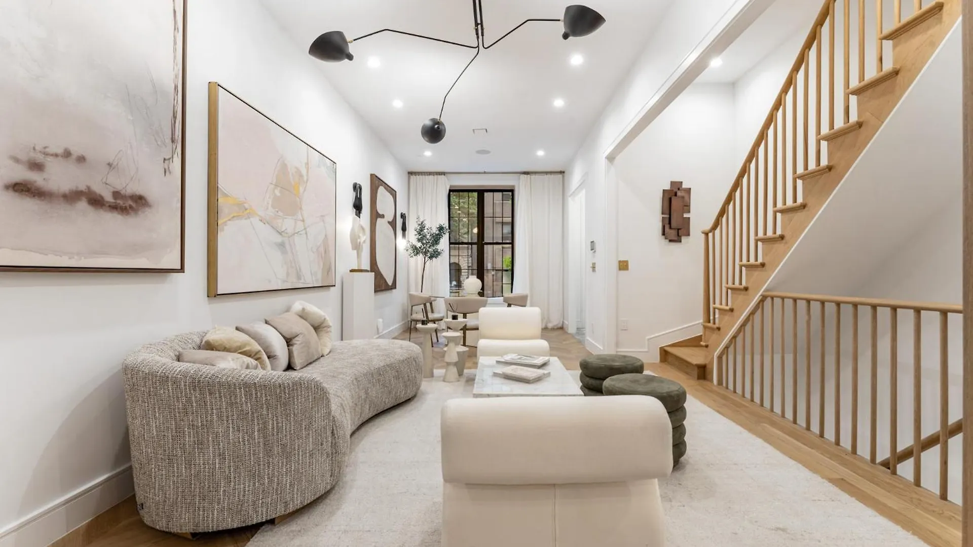 Multi Million Dollar Modern Triplex location
