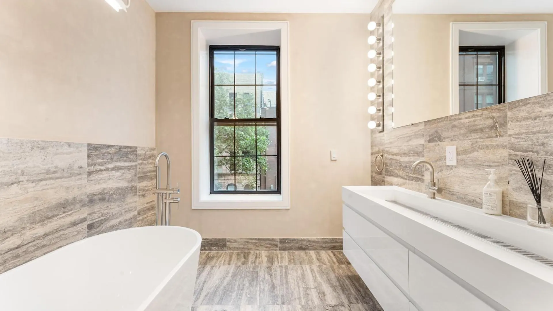 Multi Million Dollar Modern Triplex Appartement New York