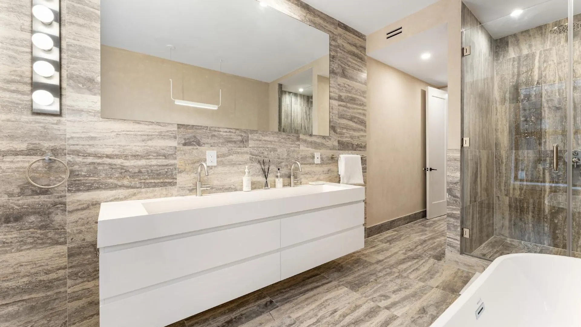 Multi Million Dollar Modern Triplex Appartement New York